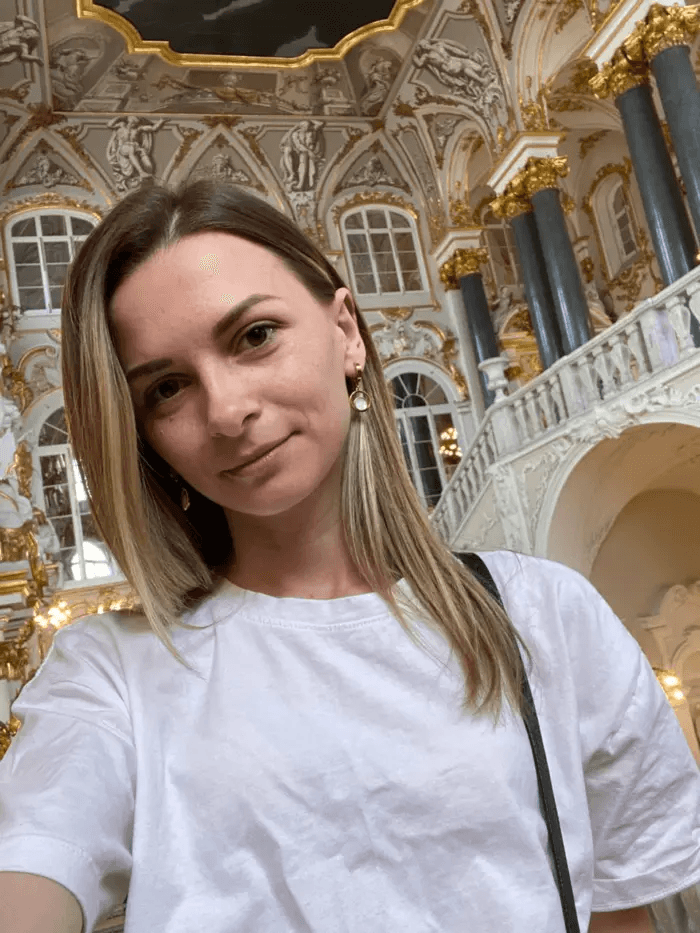 Фото аналитика нашей компании